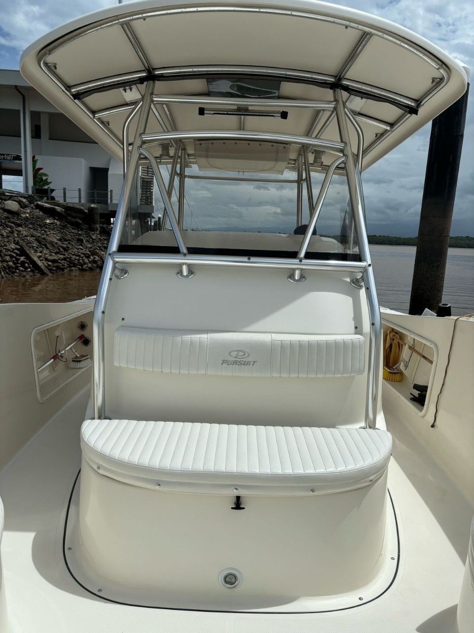 Pursuit 32 | Game On