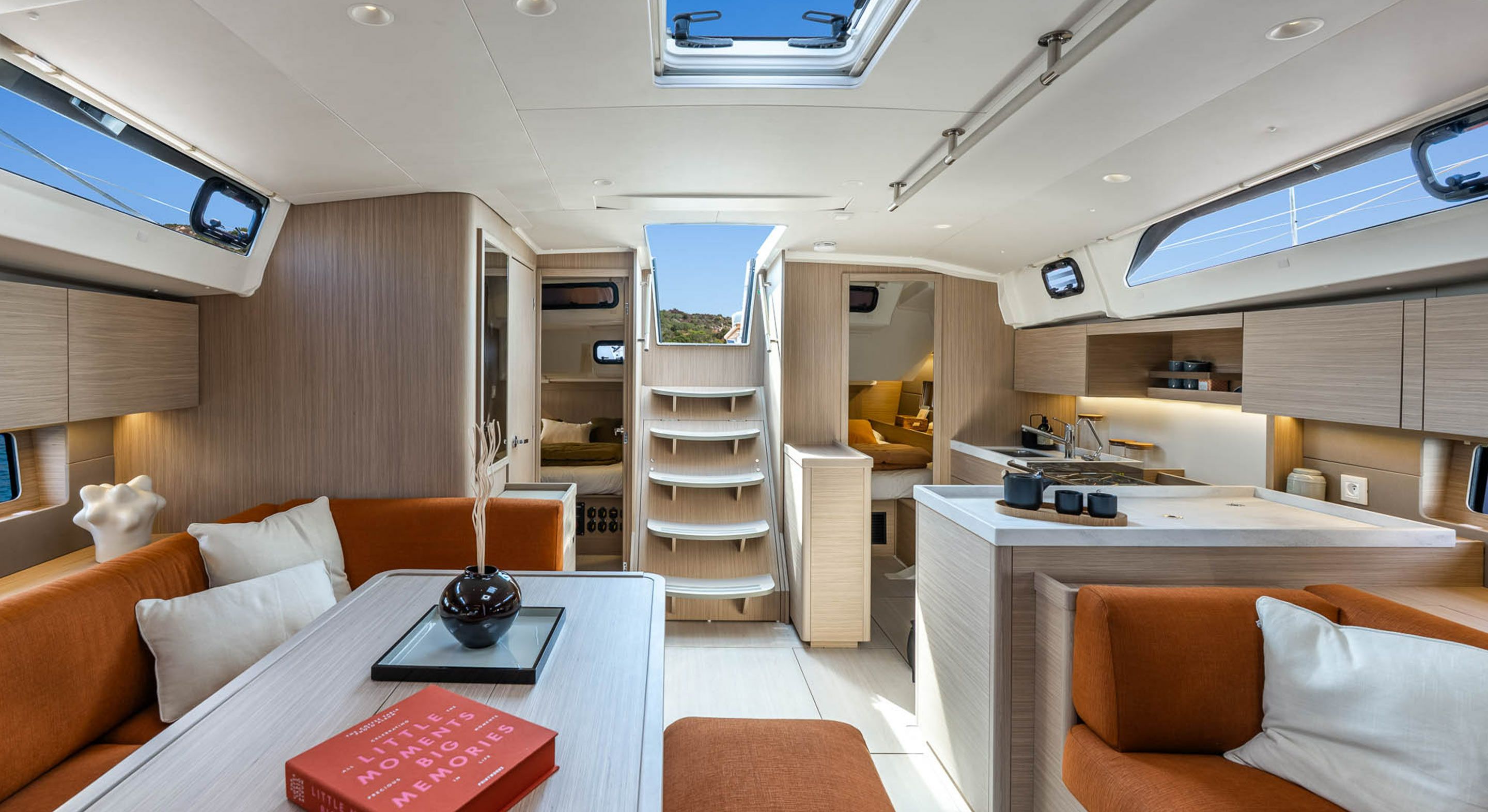 Beneteau Oceanis 47 | Aura