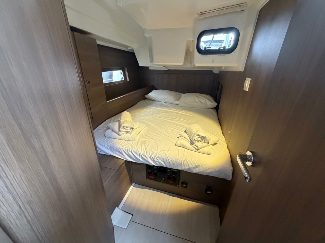 Beneteau Oceanis 47 | Aura