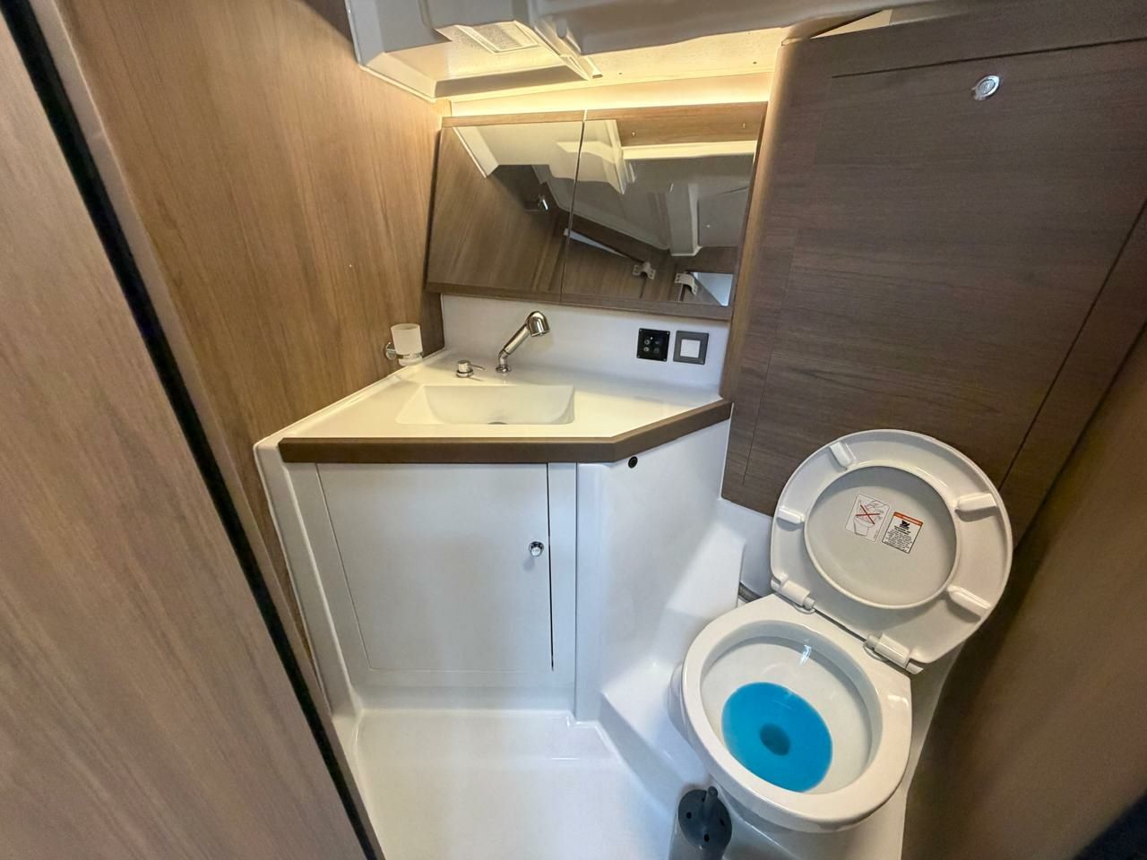Beneteau Oceanis 47 | Aura