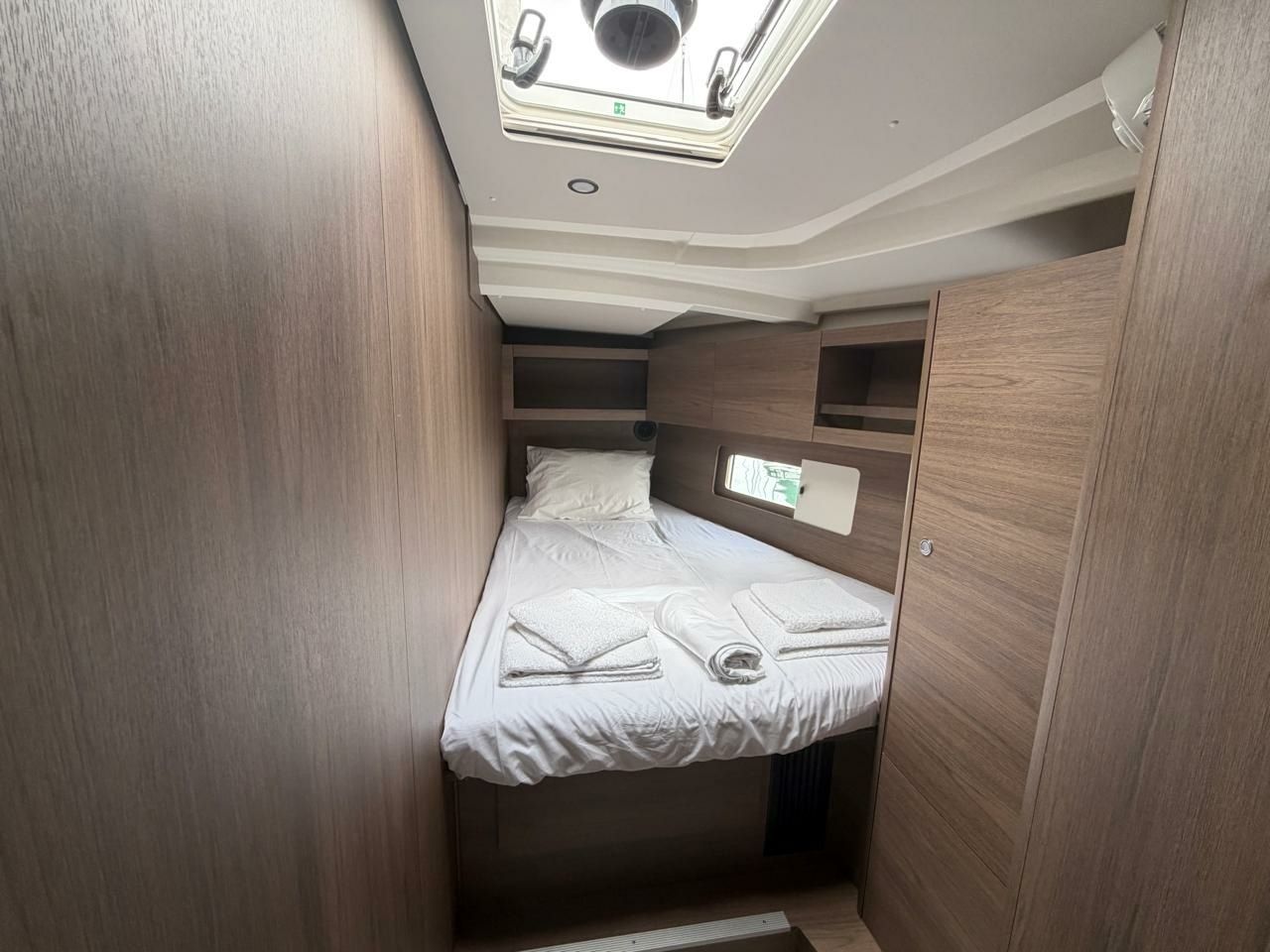 Beneteau Oceanis 47 | Aura