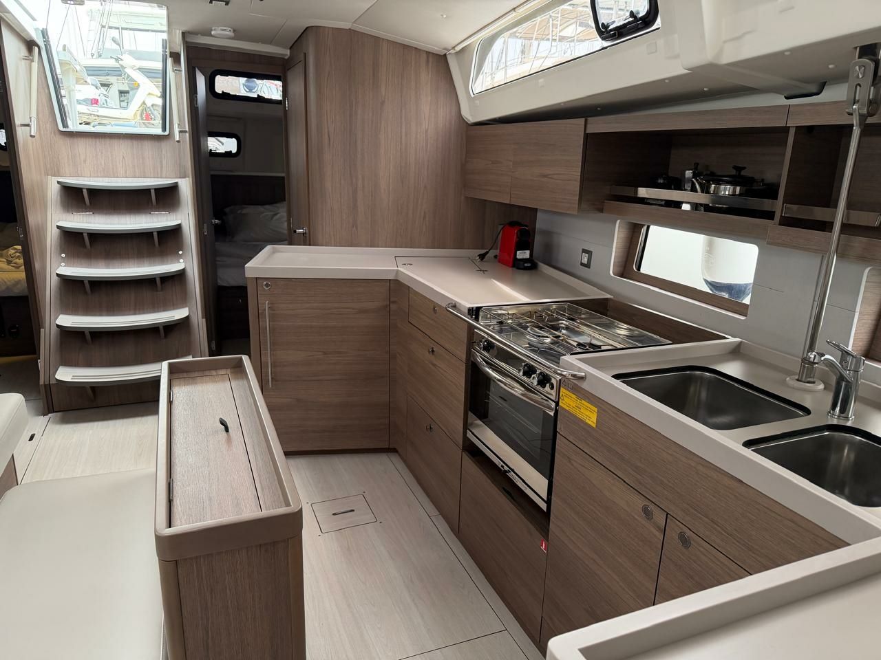 Beneteau Oceanis 47 | Aura