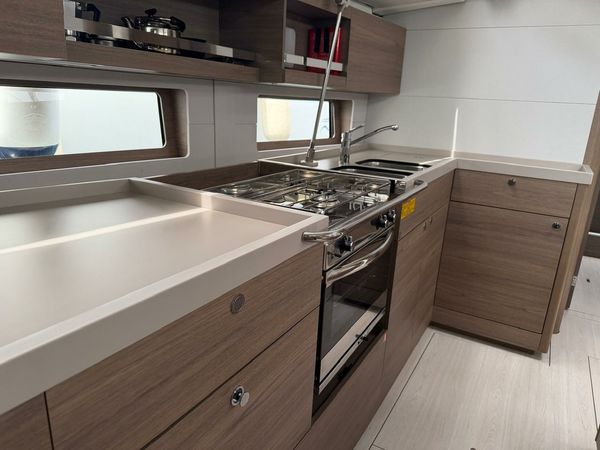 Beneteau Oceanis 47 | Aura