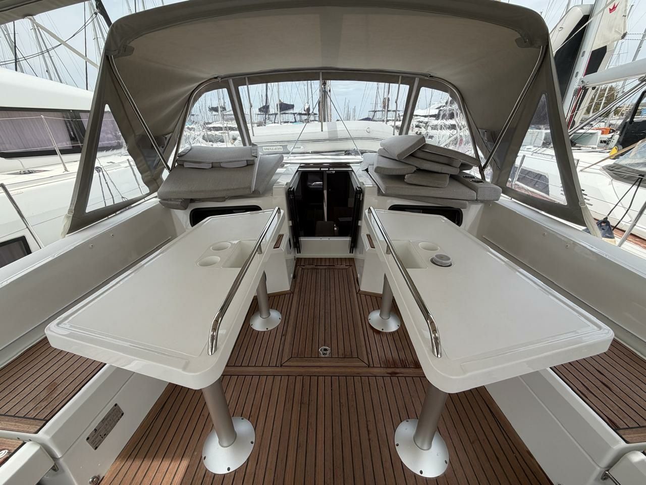Beneteau Oceanis 47 | Aura