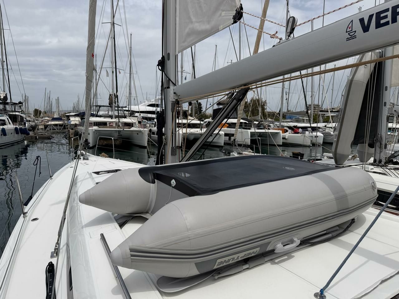 Beneteau Oceanis 47 | Aura