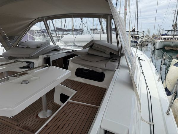 Beneteau Oceanis 47 | Aura