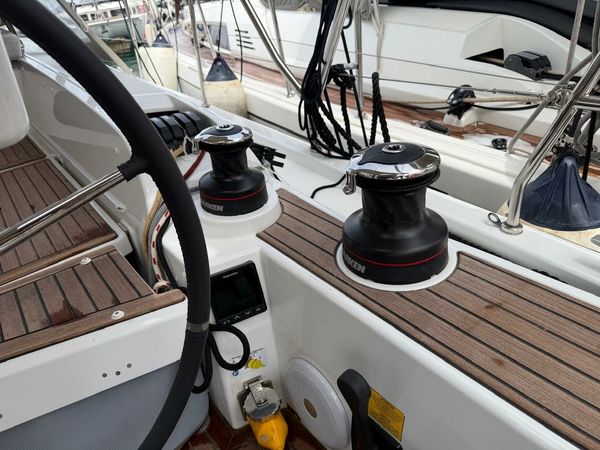 Beneteau Oceanis 47 | Aura