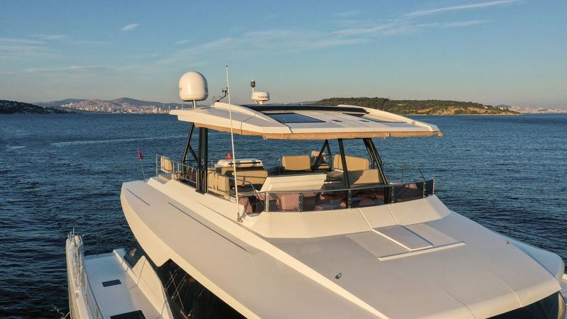 Fountaine Pajot Power 67 | Ariva