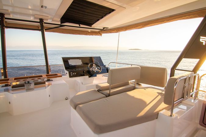 Fountaine Pajot Power 67 | Ariva