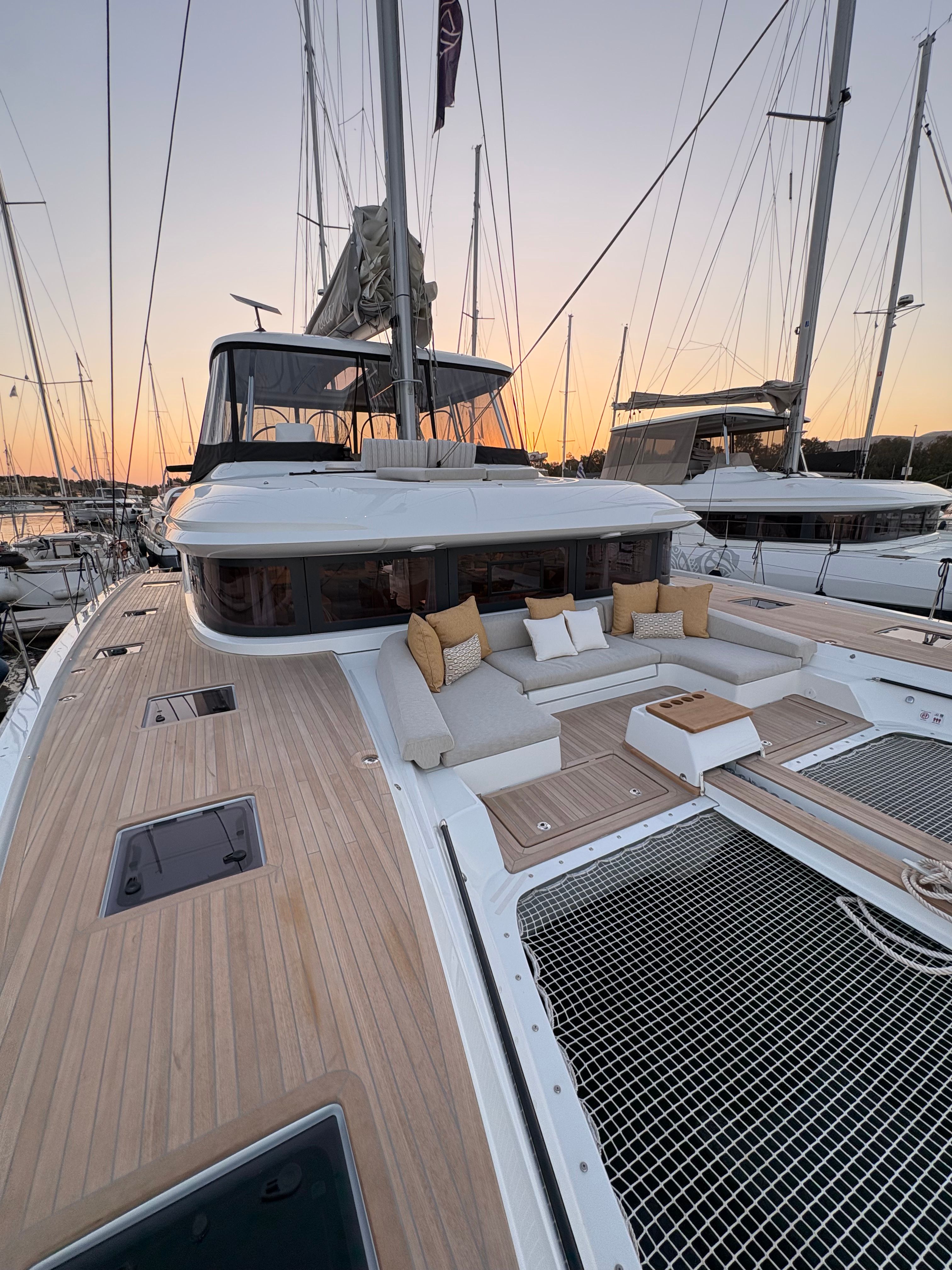 Lagoon 55 | Lulu
