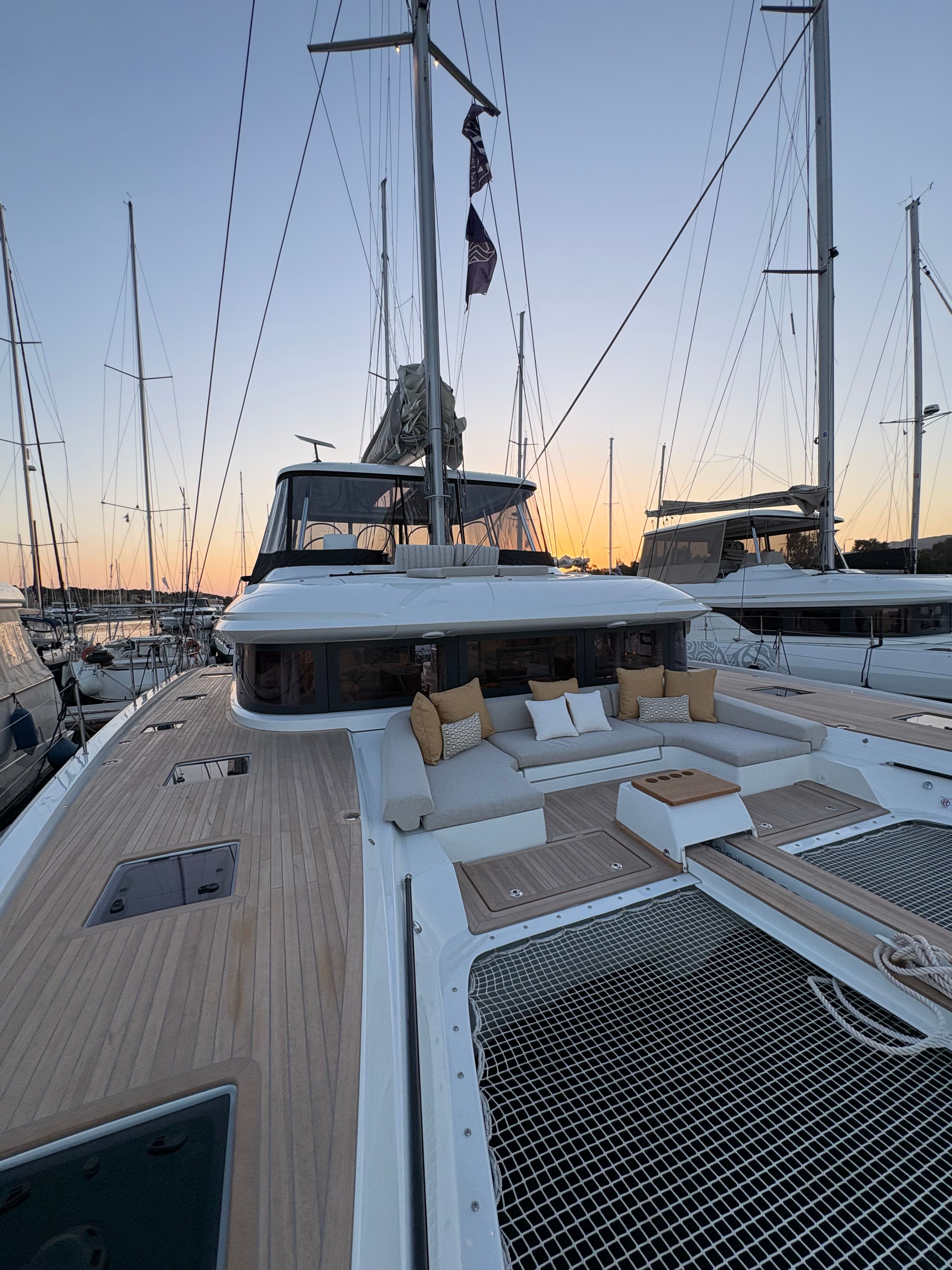 Lagoon 55 | Lulu