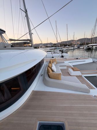 Lagoon 55 | Lulu