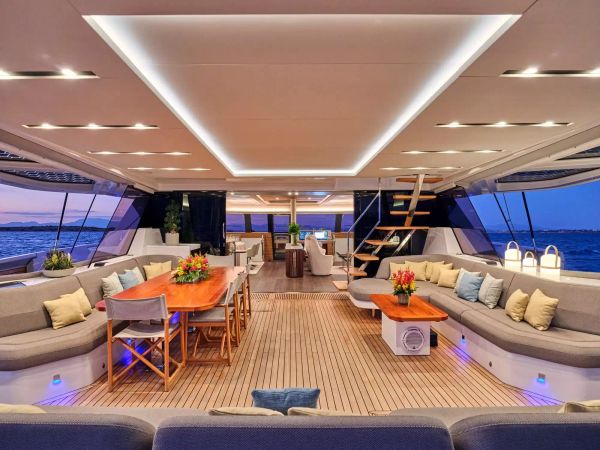 Fountaine Pajot Power 80 | Alina