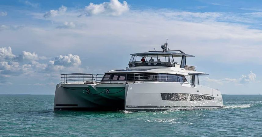 Fountaine Pajot Power 80 | Alina