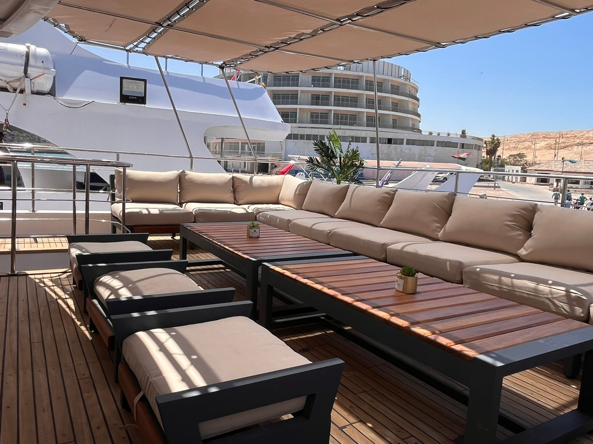 Custom Built 137 | Galaxy 720