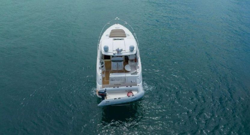 Cruiser Yachts 400 | Gitano 1