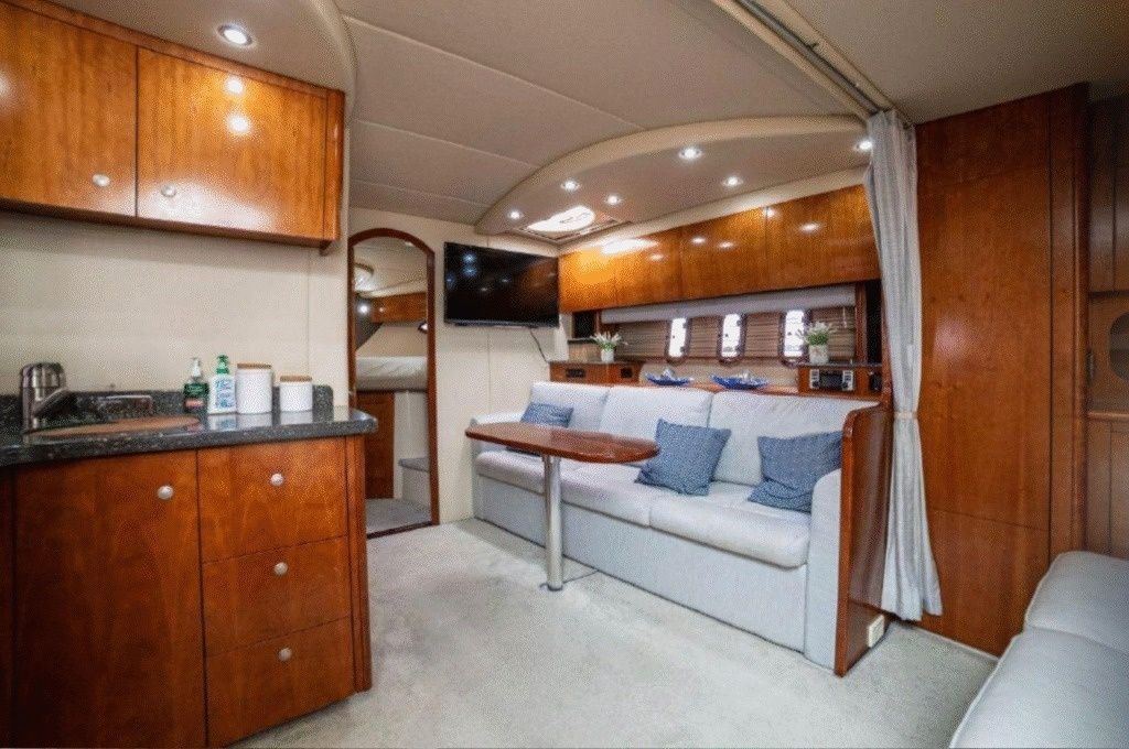 Cruiser Yachts 400 | Gitano 1