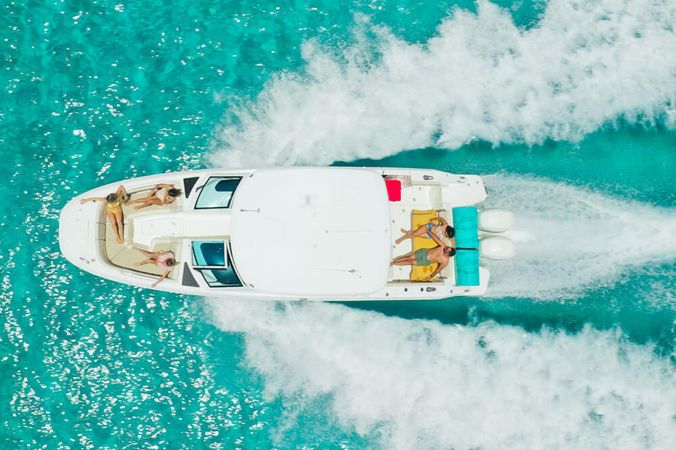 Boston Whaler 32 | 00