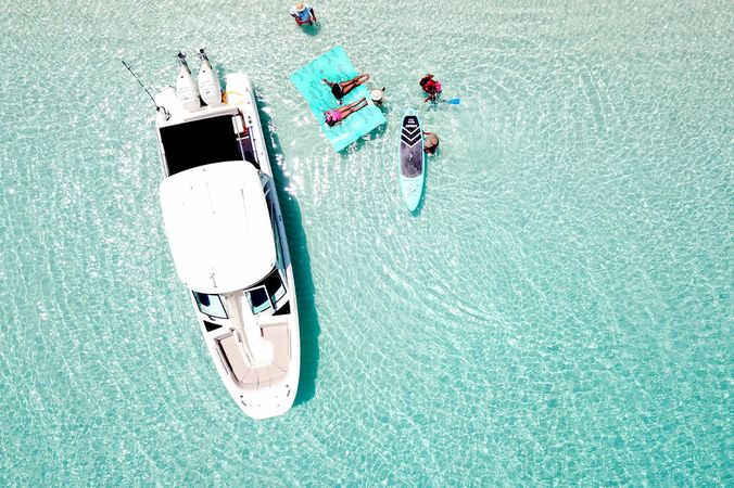 Boston Whaler 32 | 00