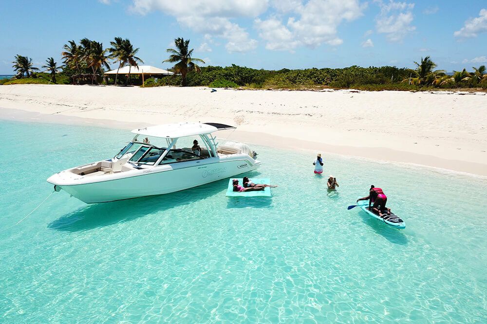 Boston Whaler 32 | 00