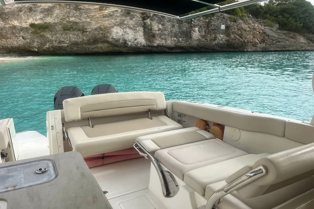 Boston Whaler 32 | 00