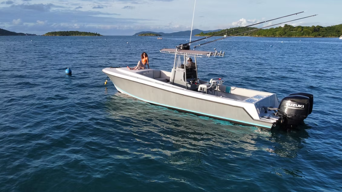 Contender 32 | Off Da Rock