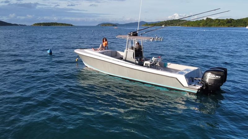 Contender 32 | Off Da Rock