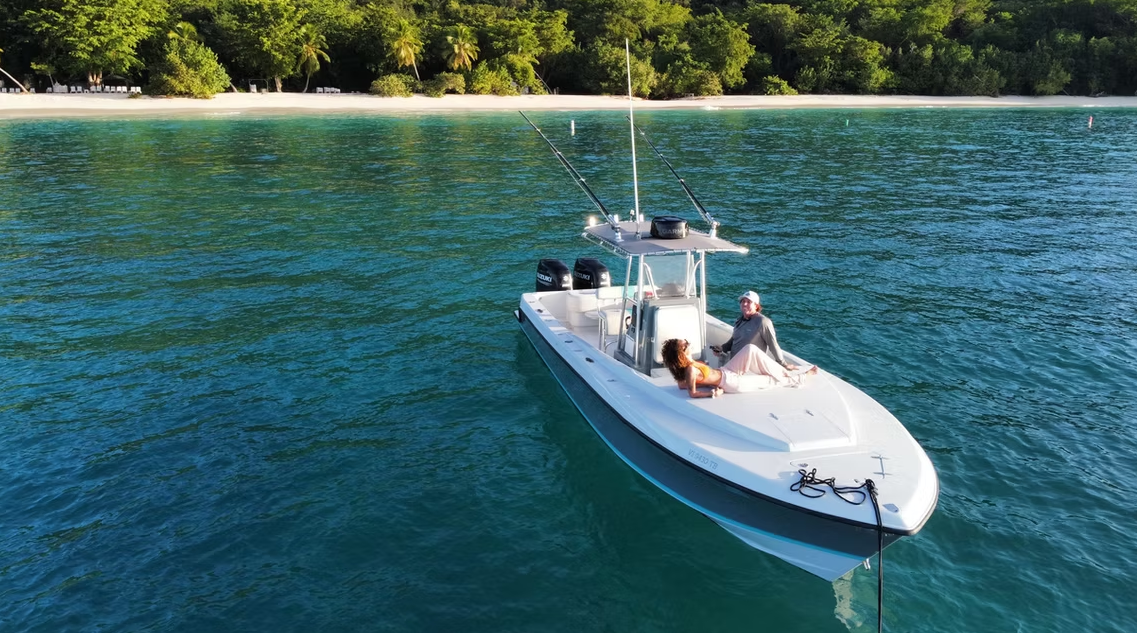 Contender 32 | Off Da Rock