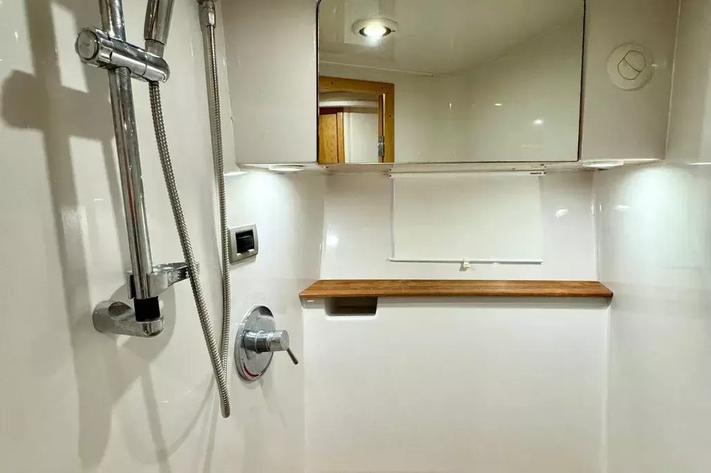 Four Winns V458 | Epic