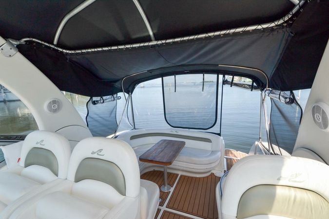 Sea Ray Sundancer 340 | Dream Chaser