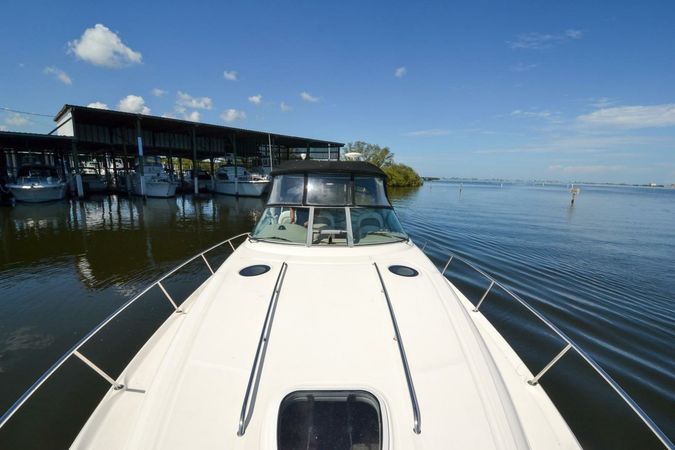 Sea Ray Sundancer 340 | Dream Chaser