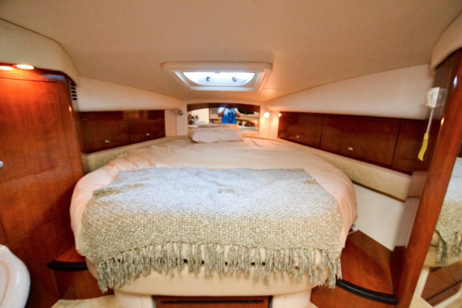 Sea Ray Sundancer 340 | Dream Chaser