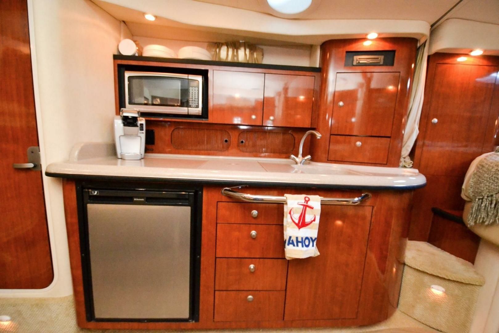 Sea Ray Sundancer 340 | Dream Chaser