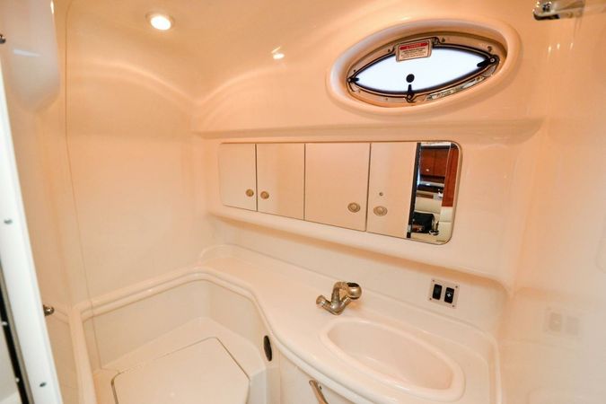 Sea Ray Sundancer 340 | Dream Chaser