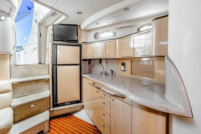 Sea Ray 370 | No E.T.A