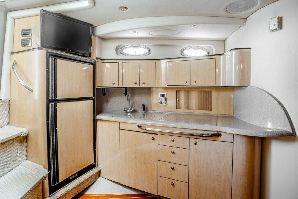 Sea Ray 370 | No E.T.A