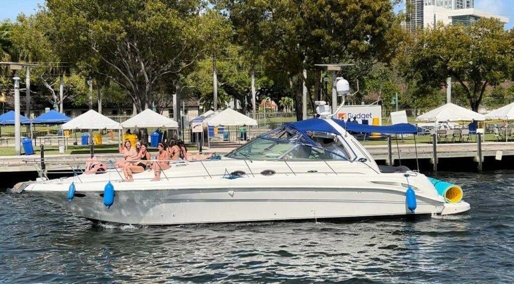 Sea Ray 370 | No E.T.A