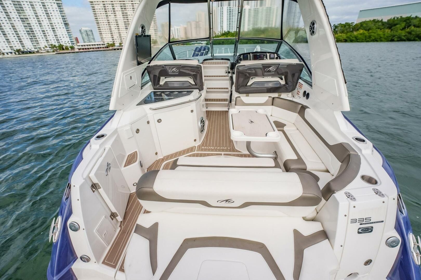 Monterey 335 | Free Spirit