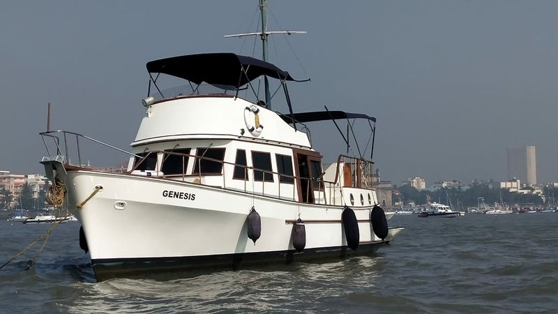 Grand Banks 42 | Genesis