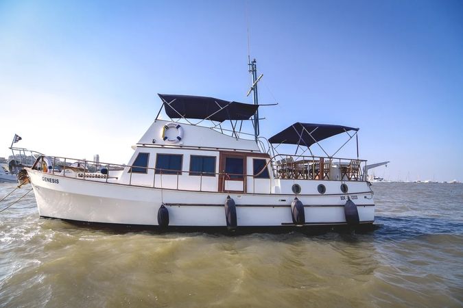 Grand Banks 42 | Genesis