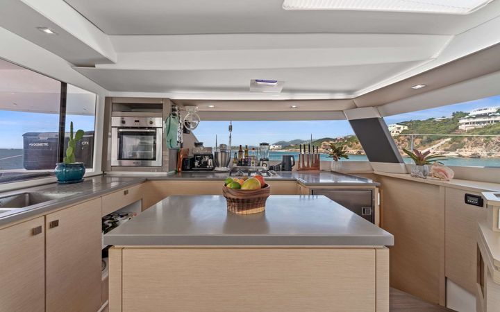 Fountaine Pajot Saba 50 | Iara