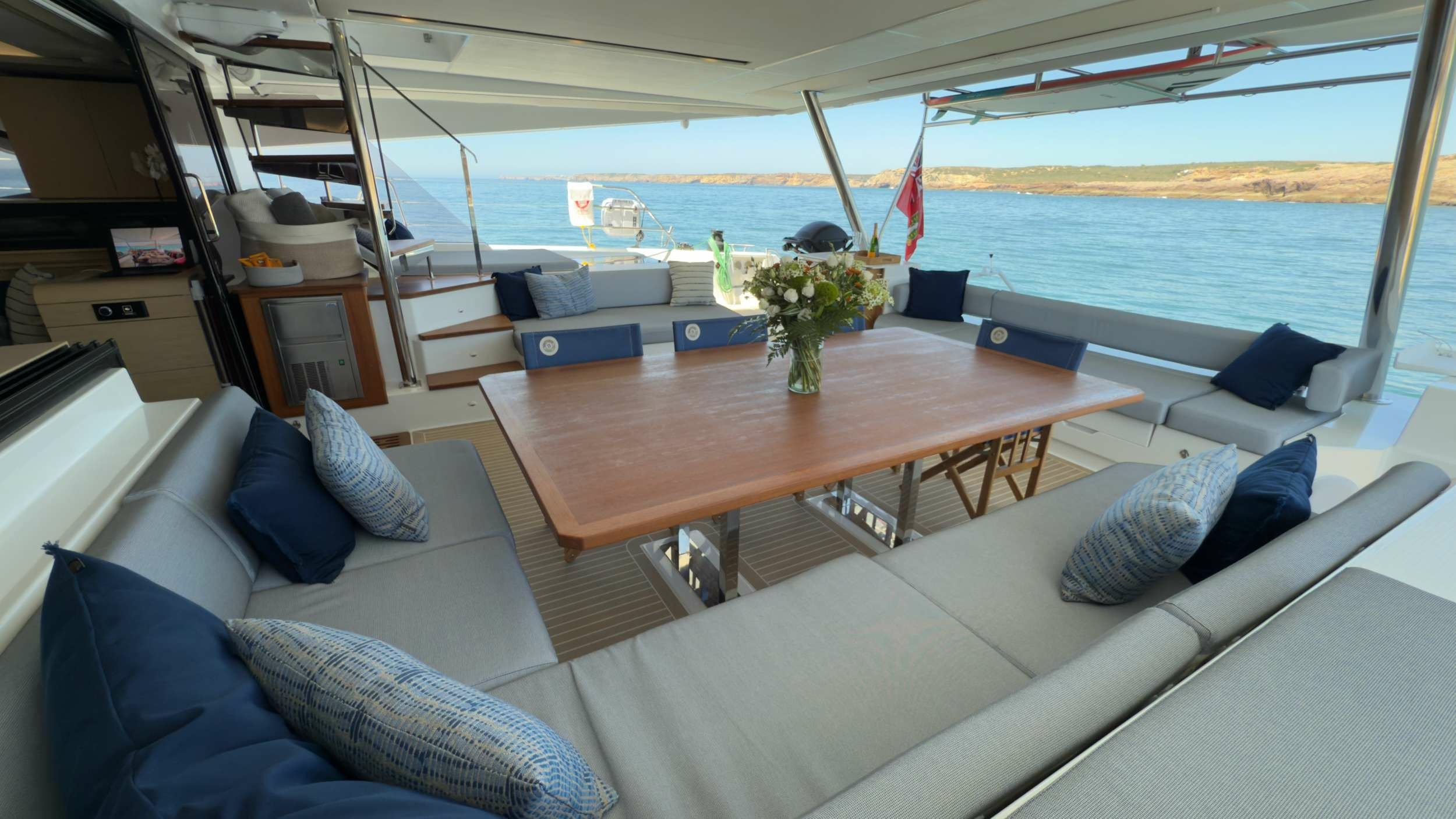 Fountaine Pajot Samana 59 | Catalyst