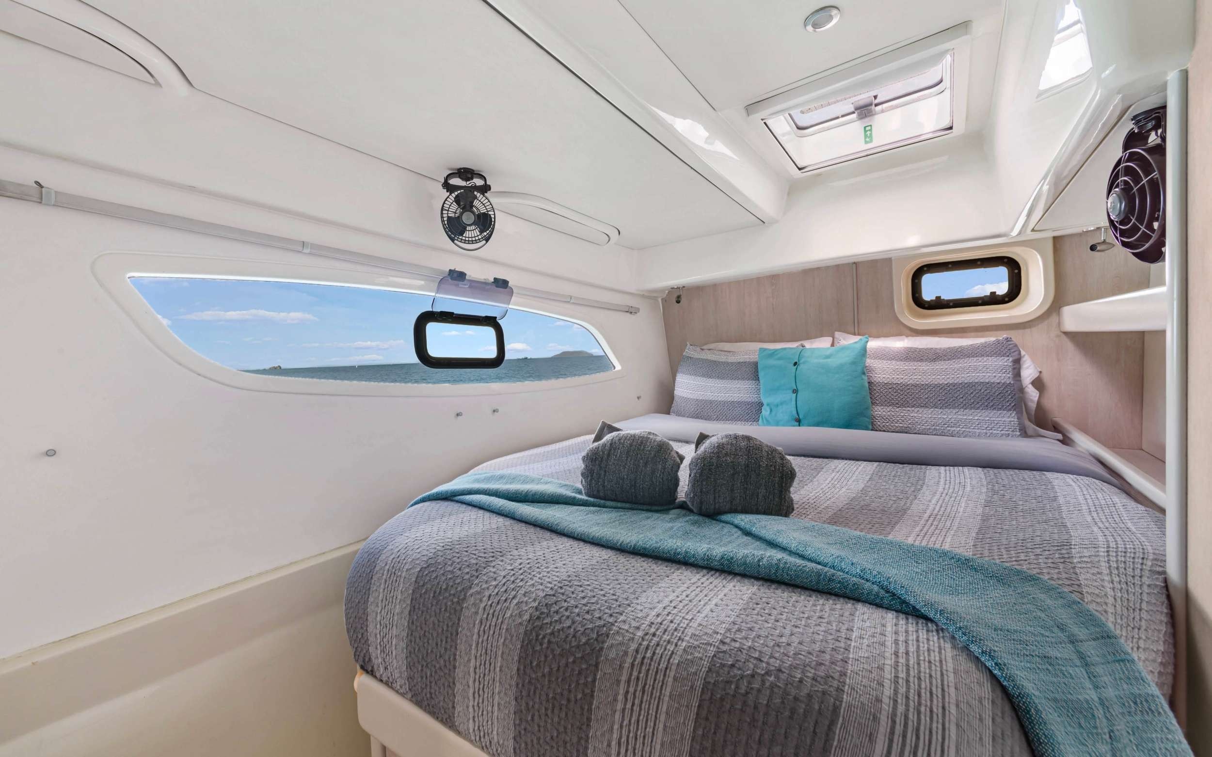 Leopard 44 | Blackfisk