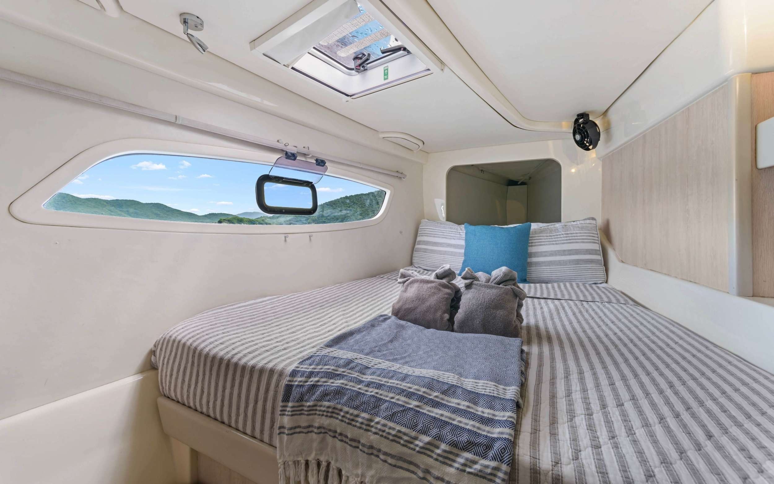 Leopard 44 | Blackfisk