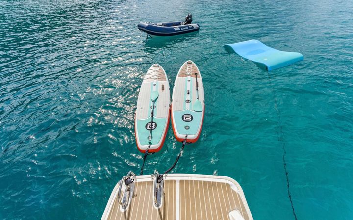 Leopard 44 | Blackfisk