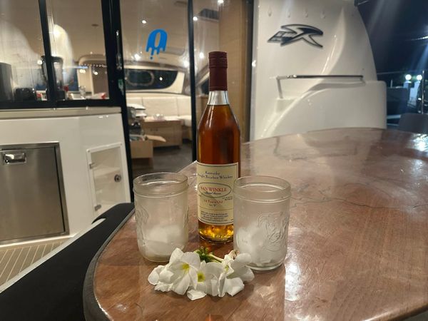 Xquisite Yachts X54 | Stella Blue