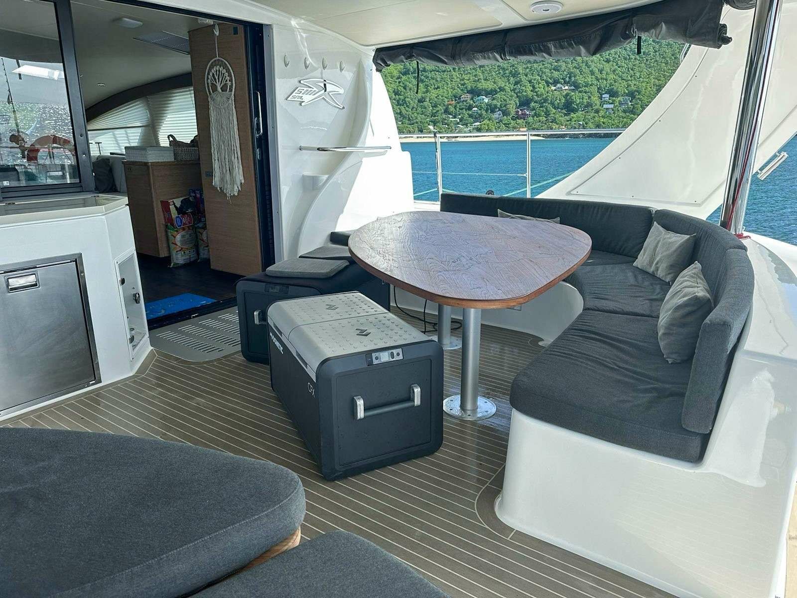 Xquisite Yachts X54 | Stella Blue