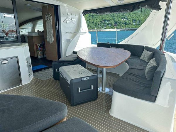 Xquisite Yachts X54 | Stella Blue