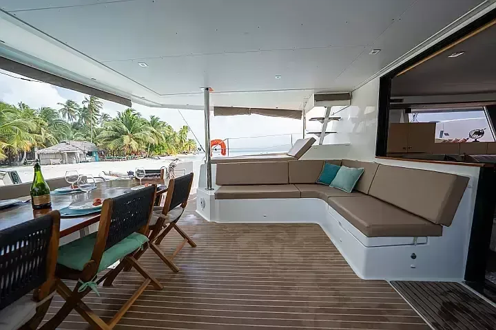Fountaine Pajot Ipanema 58 | Maya Ulu