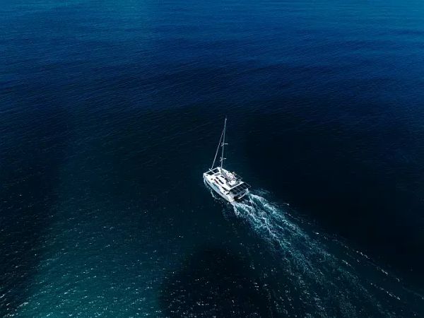 Lagoon 570 | Charcot